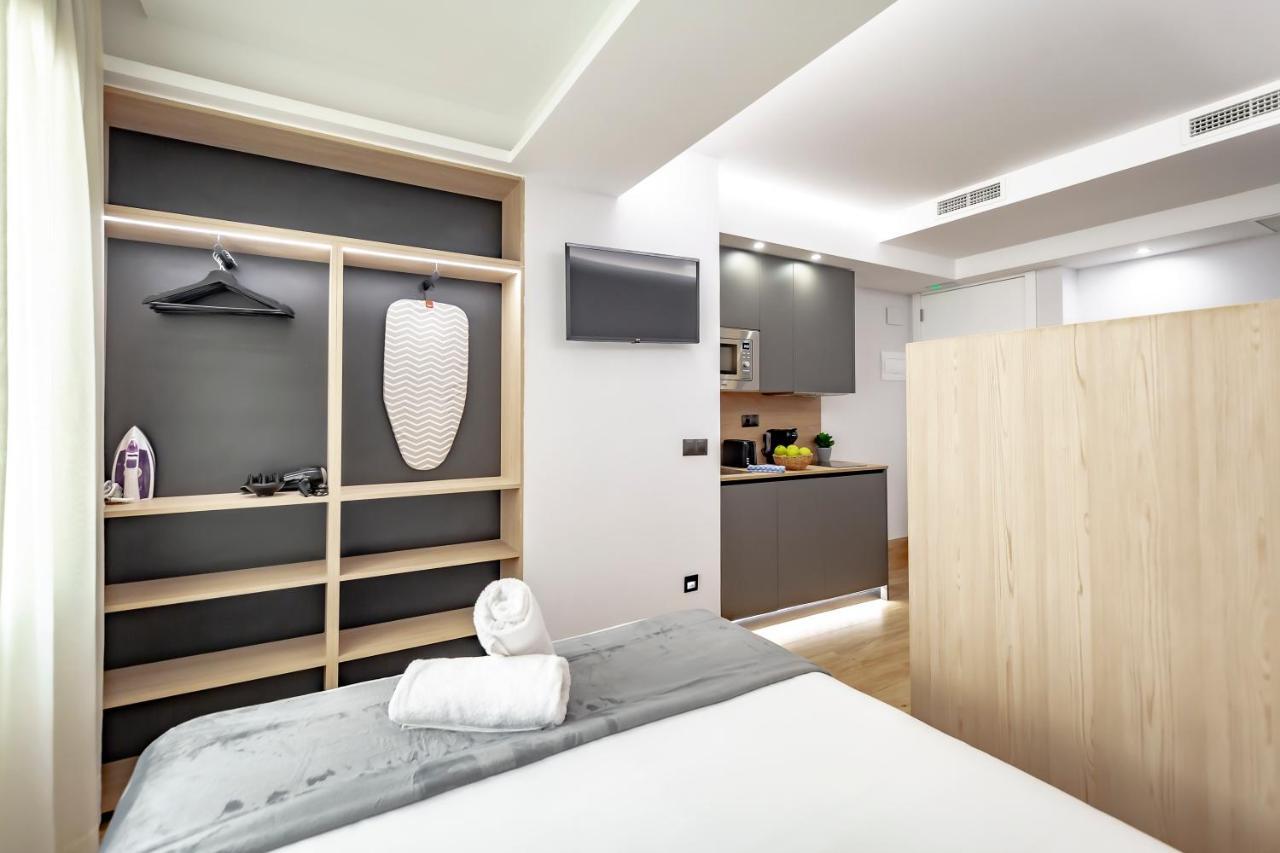 Dobohomes - Montesa 20 Apartamentos Madrid Eksteriør bilde